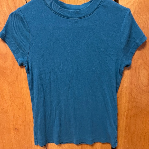 Stylish Women's Tops Collection - Yellow, Purple, Green. 5 tops - Picture 5 of 6